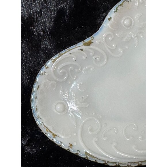 Antique Embossed Scalloped Edge Floral White Ceramic Platter Trinket Dish - Picture 6 of 9